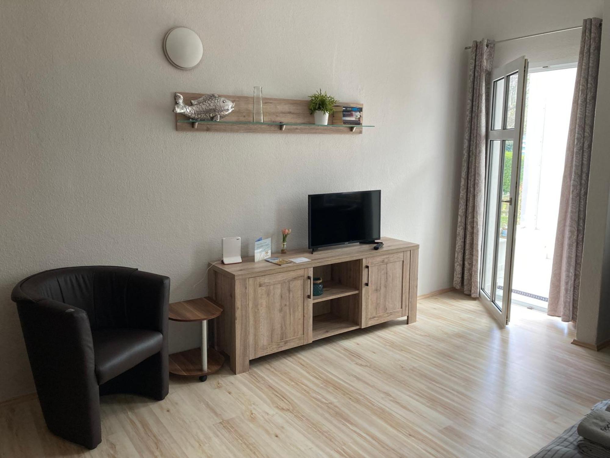 Ferienwohnung 4 Rosenbogen - Familienwohnung Mit Wintergarten Und Terrasse فانجر أوخه المظهر الخارجي الصورة